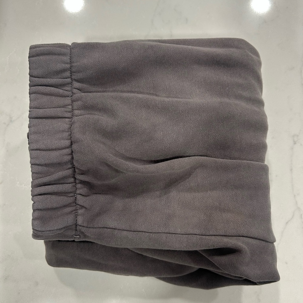 Brandy Melville Gray Rosa Sweatpants